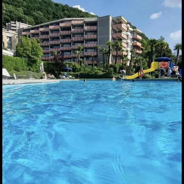 Relax-Lugano Lake，位于比索内的酒店