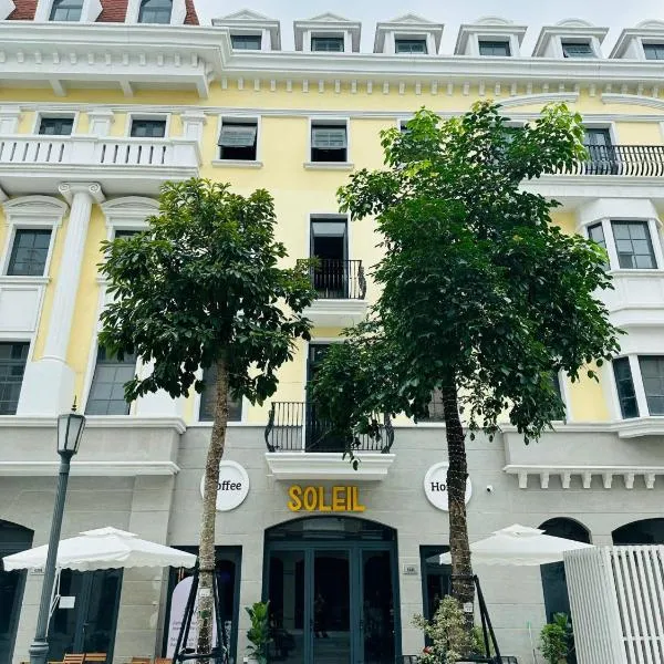 Soleil Hostel，位于下龙湾的酒店