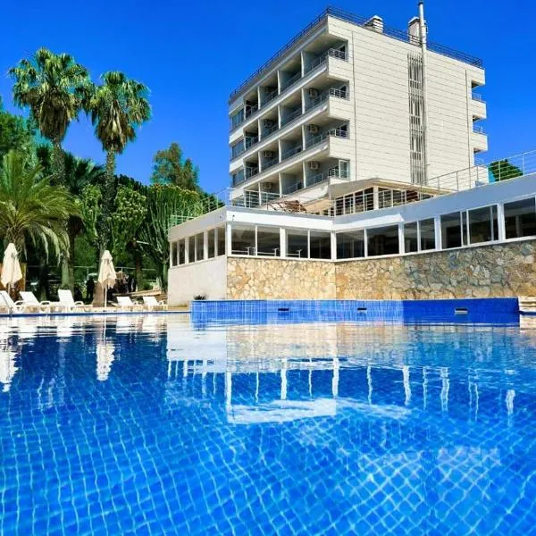 THE NIX HOTEL PATARA Beach，位于Bulmaç的酒店
