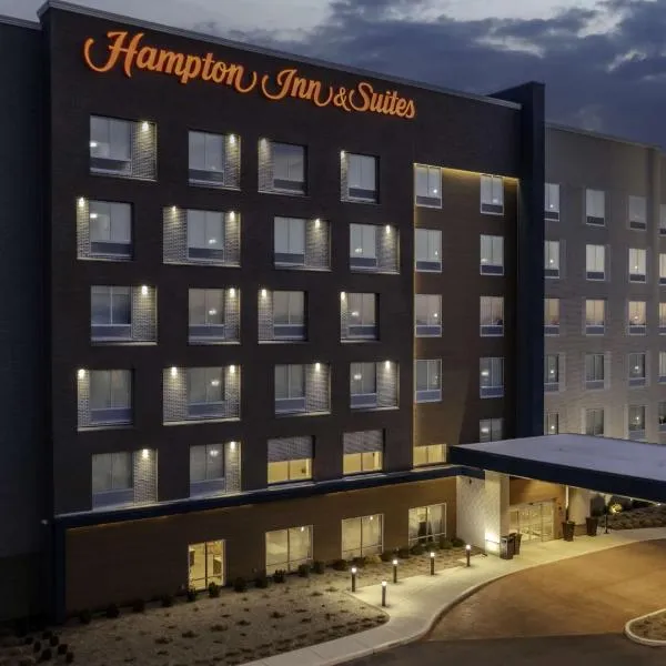 Hampton Inn & Suites Indianapolis West Speedway，位于印第安纳波利斯的酒店