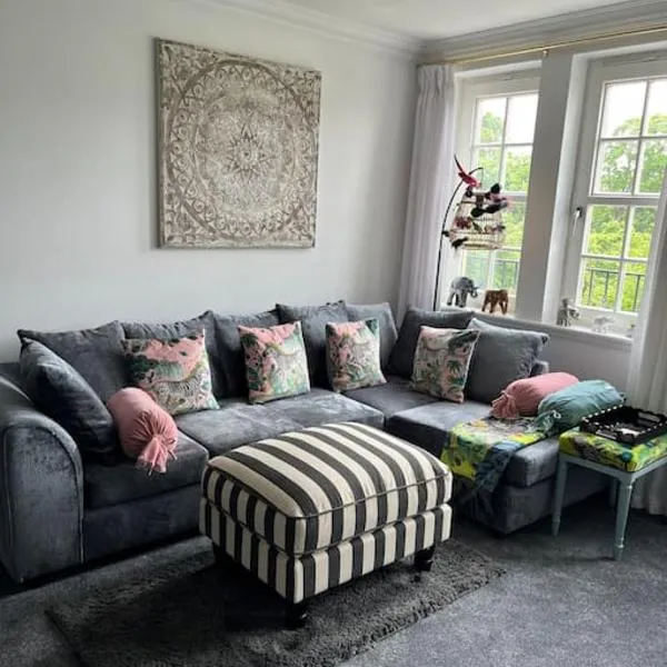 Central St Andrews 2 bed apartment，位于圣安德鲁斯的酒店