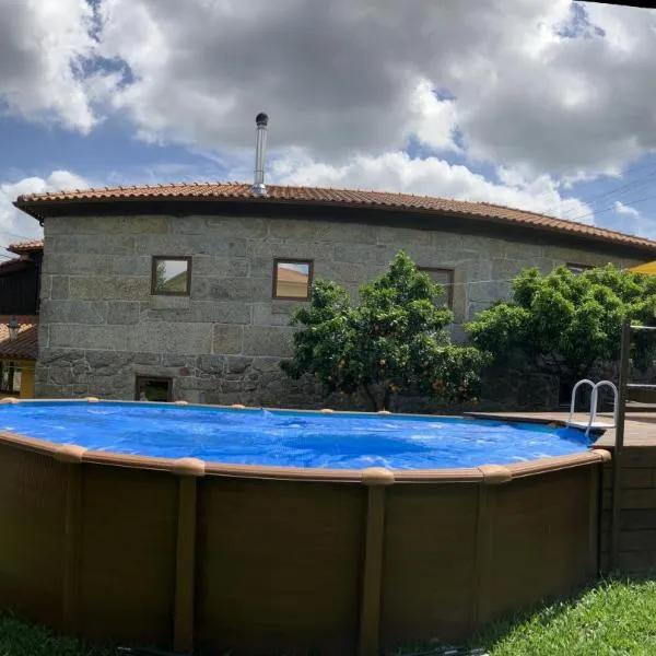 Bergui Guesthouse - Em Guimarães desde 2017，位于Travassós的酒店