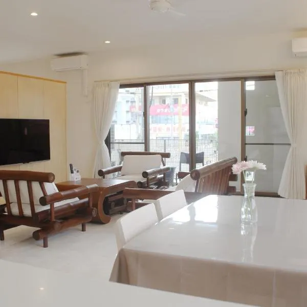 La Hacienda Marina Bay Chatan，位于北谷町的酒店