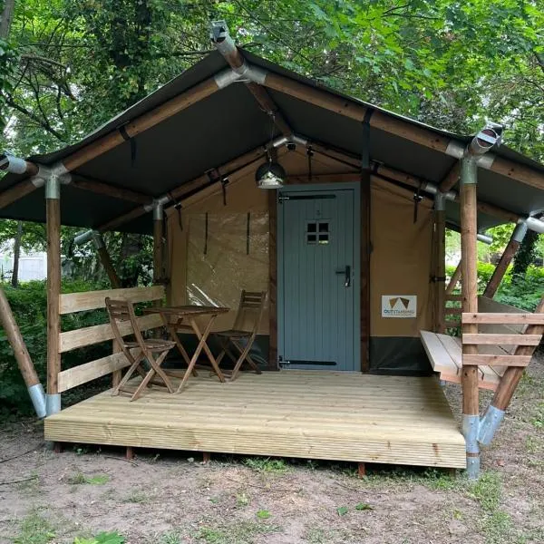 Delta Glamping，位于鲍洛托奈代里奇的酒店