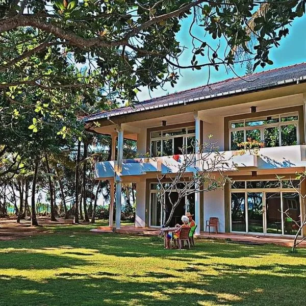 Raja Beach Hotel，位于巴勒皮蒂耶的酒店