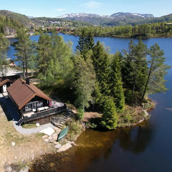 Holiday cottage with sauna close to Kjeragbolten，位于Fidjeland的酒店