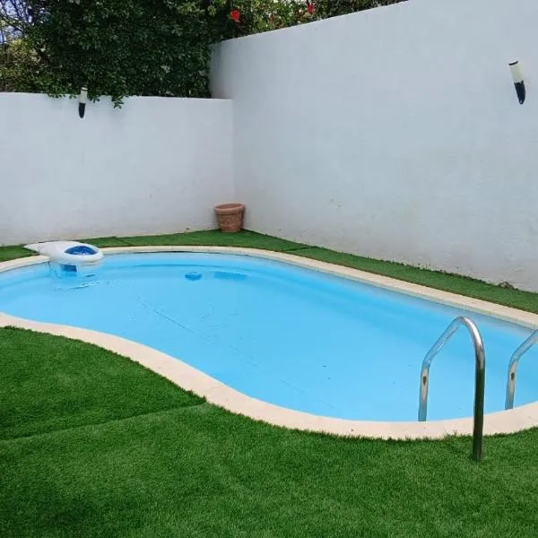 Villa avec piscine privée près de Casablanca Maroc，位于达布阿扎的酒店