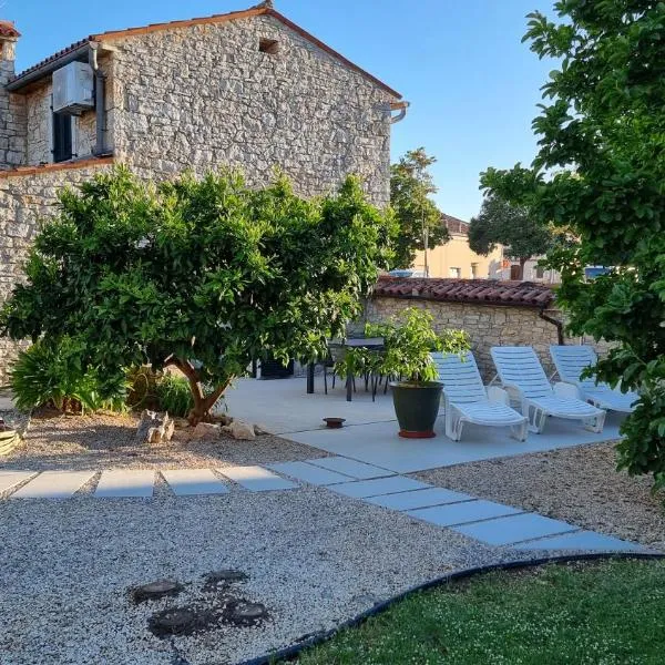 Villa Dina，位于塔尔的酒店