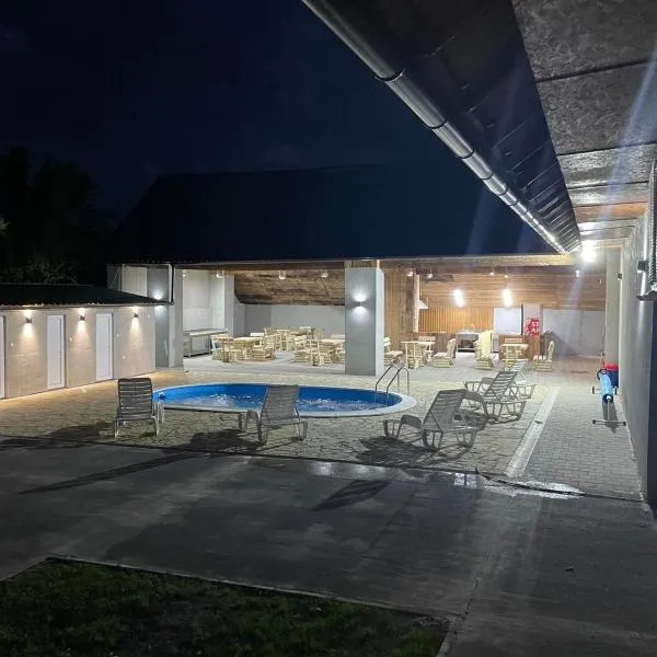 Backa idila，位于Bački Gračac的酒店