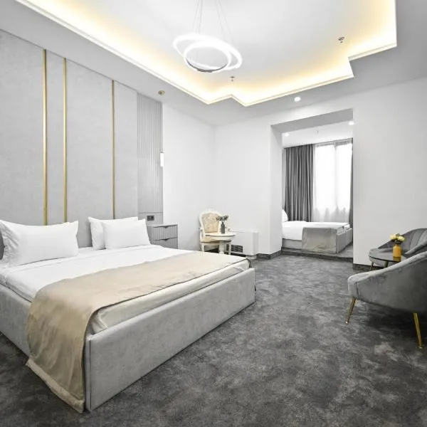 Address Hotel Yerevan by Imperial，位于埃里温的酒店
