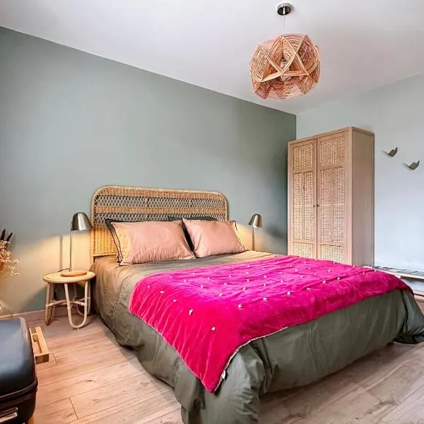 Charmant studio avec parking，位于埃圭斯海姆的酒店