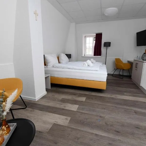 St. Barbara-Haus，位于丁斯拉肯的酒店