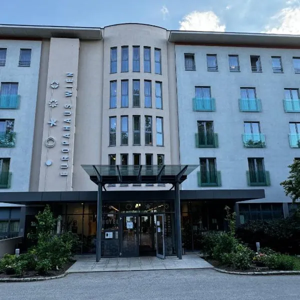 欧罗帕豪斯维也纳酒店，位于默尔巴赫的酒店