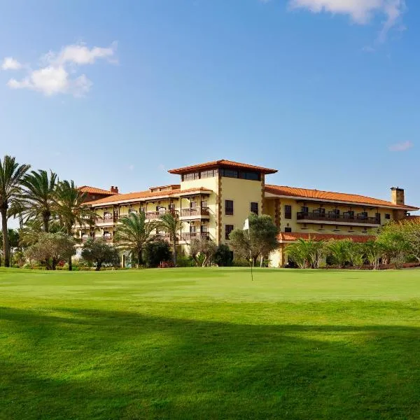 Elba Palace Golf Boutique Hotel - Adults Only，位于Triquivijate的酒店