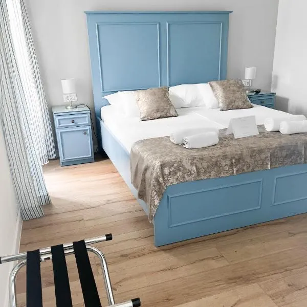 Centrum Luxury Rooms，位于希贝尼克的酒店