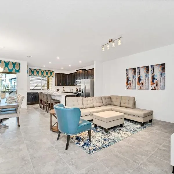 4BR Villa Home with Private Pool near Disney，位于基西米的酒店
