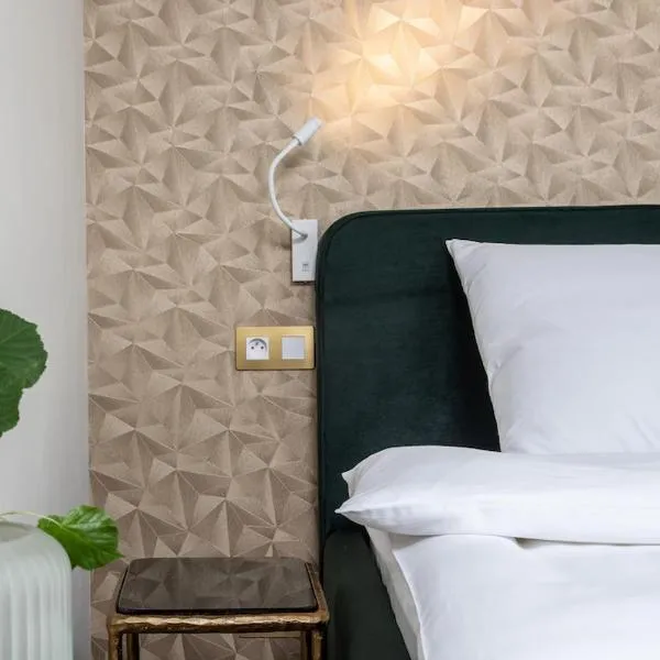 PAPPAS hotel&studio，位于波杰布拉迪的酒店