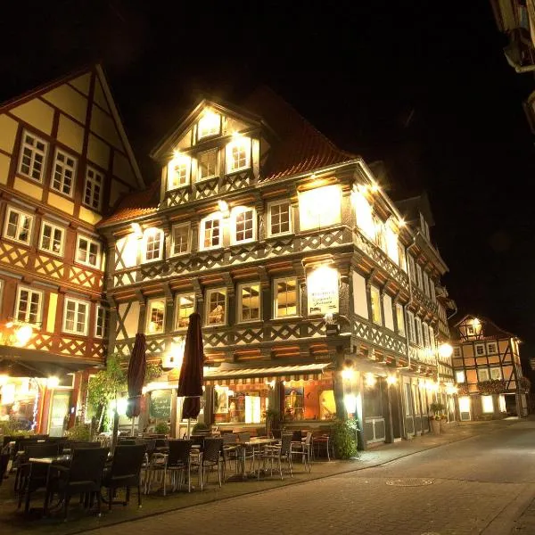 Fachwerk-Hotel Eisenbart，位于Nienhagen的酒店