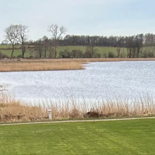 Første række til fjorden，位于普赖斯特的酒店