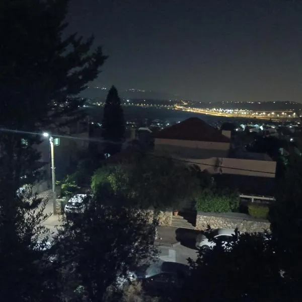 הסוויטה של דפנחי，位于Ramat Yishay的酒店