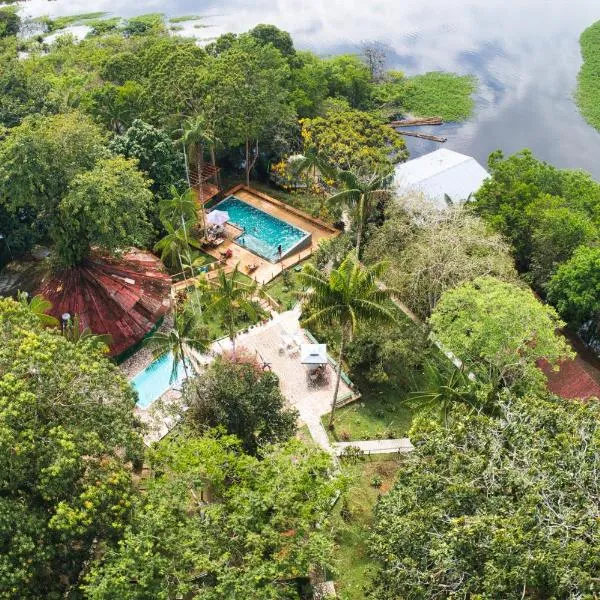 Amazonia Jungle Hotel，位于Cajual的酒店