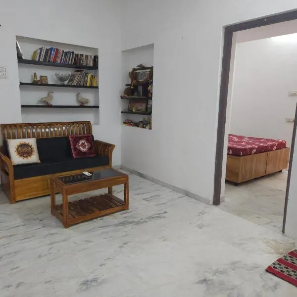 Spandha3 - 2Bedroom house in Coimbatore，位于哥印拜陀的酒店