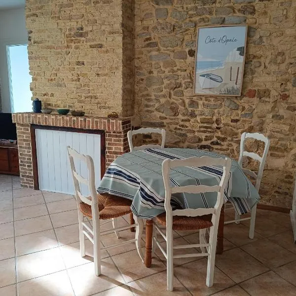 Le Chatillon avec Jardin 2 km Plage Wimereux，位于Wimille的酒店