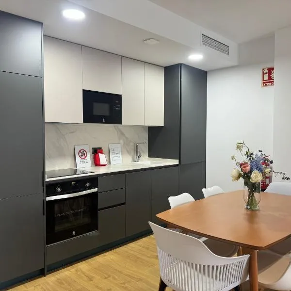 Apartamentos Arcos de Montemar，位于多列毛利诺斯的酒店