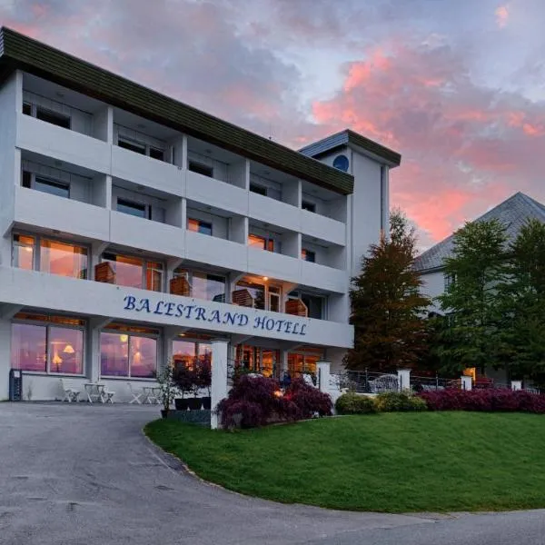 巴莱斯特兰酒店 ，位于Arnafjord的酒店