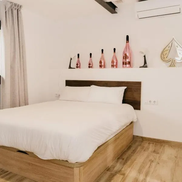 Camins del Priorat Ermita sant Pau，位于Masroig的酒店