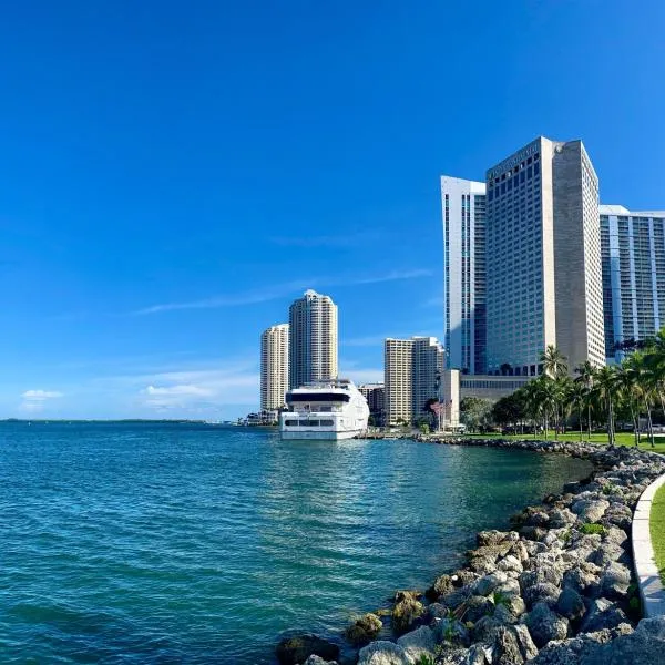 迈阿密洲际酒店，位于比斯坎湾的酒店