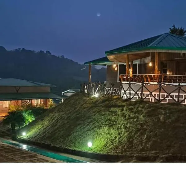 Mahalakshmi Antarvanam Resort，位于昆达普拉的酒店