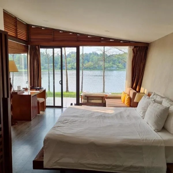 FLAMIGO ĐẠI LẢI RESORT - Villa View Hồ，位于Vĩnh Yên的酒店