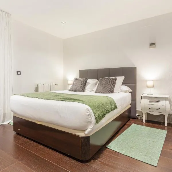 Apartamento Cibeles Studio en Madrid,位于马德里的酒店