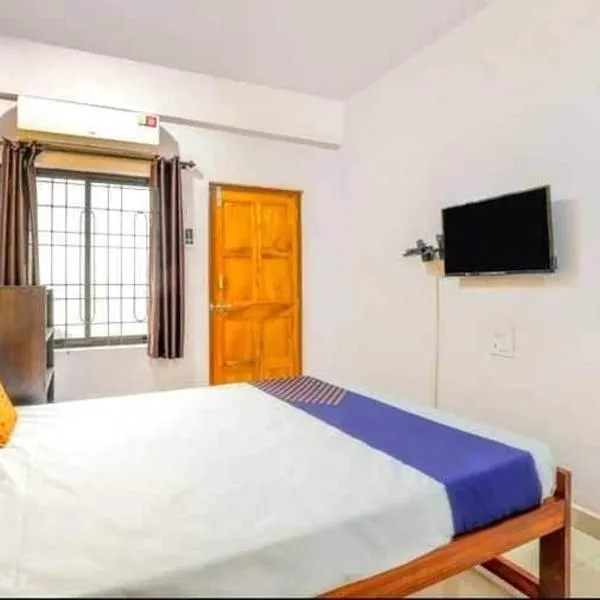 SPOT ON 63651 Red Rocks Guest House，位于Ajgaon的酒店