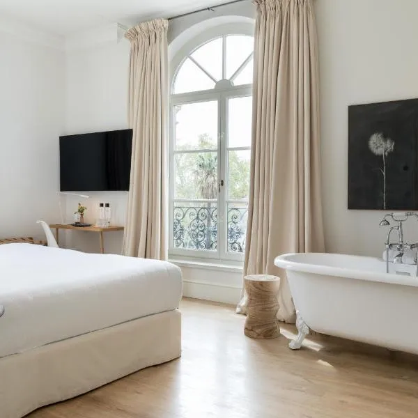 Hotel Tayko Sevilla，位于塞维利亚的酒店