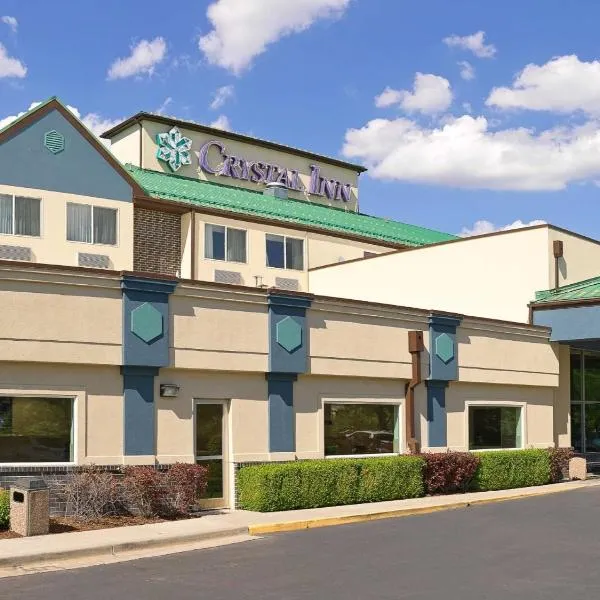 Crystal Inn Hotel & Suites - West Valley City，位于Taylorsville的酒店