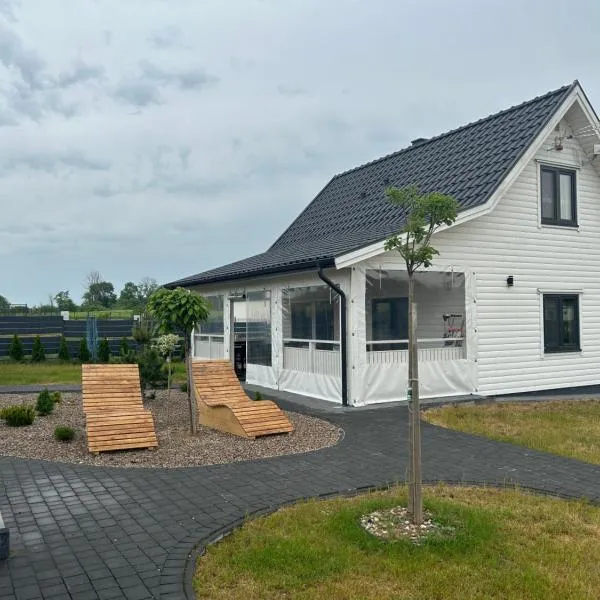 Domek Całoroczny Fuleda -Mazury Giżycko Sauna Jacuzii Kominek，位于吉日茨科的酒店