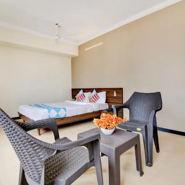 Super OYO 77978 Peaceful Stay Keshav Nagar.，位于Kharadi的酒店