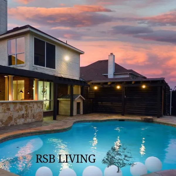 Prestigious 5BR 3,5BA Holiday Home with Pool, Sauna, Game Room & Bar，位于Sachse的酒店