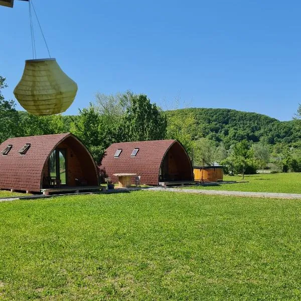 Căsuțe în mijlocul naturii - Wild Camp Avrig，位于克尔茨什瓦拉乡的酒店