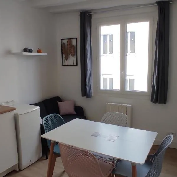 Appartement cosy plein centre,位于Conches-en-Ouche的酒店
