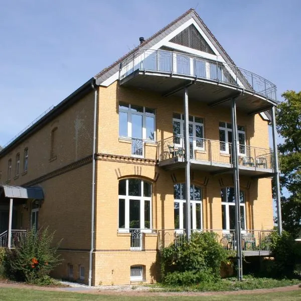 Gästehaus am Lausitzring，位于施瓦茨海德的酒店