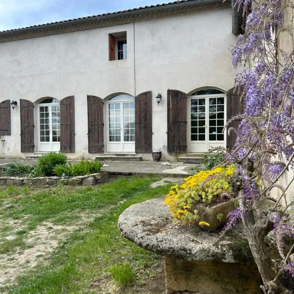 Domaine de Labèque，位于Saint-Félix-de-Foncaude的酒店