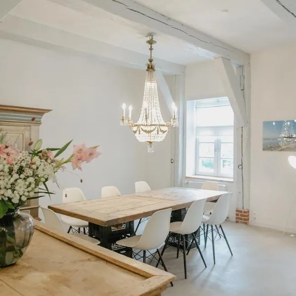 NordseeEstate - Loft unter Reet mit Sauna，位于Tetenbüll的酒店