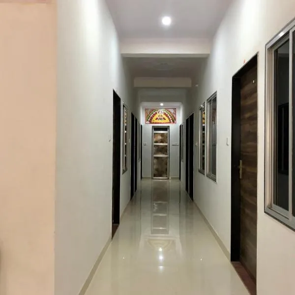 BHAI BHAI GUEST HOUSE，位于Rīngas的酒店