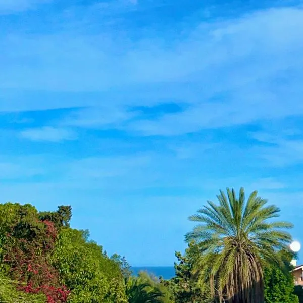 Little Rose，位于卡塔尼亚的酒店