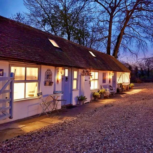 Little Lodge at Blue Door Barns，位于Beddingham的酒店