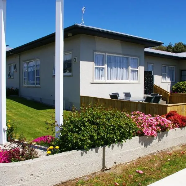 Totara Lodge Motel，位于Manakau的酒店