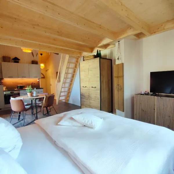 das herzstück - Schaubrennerei, Hausbrauerei & Apartments，位于布格哈斯拉赫的酒店